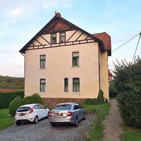 Nad Hradem 아파트